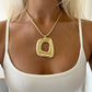 THE OVAL NECKLACE