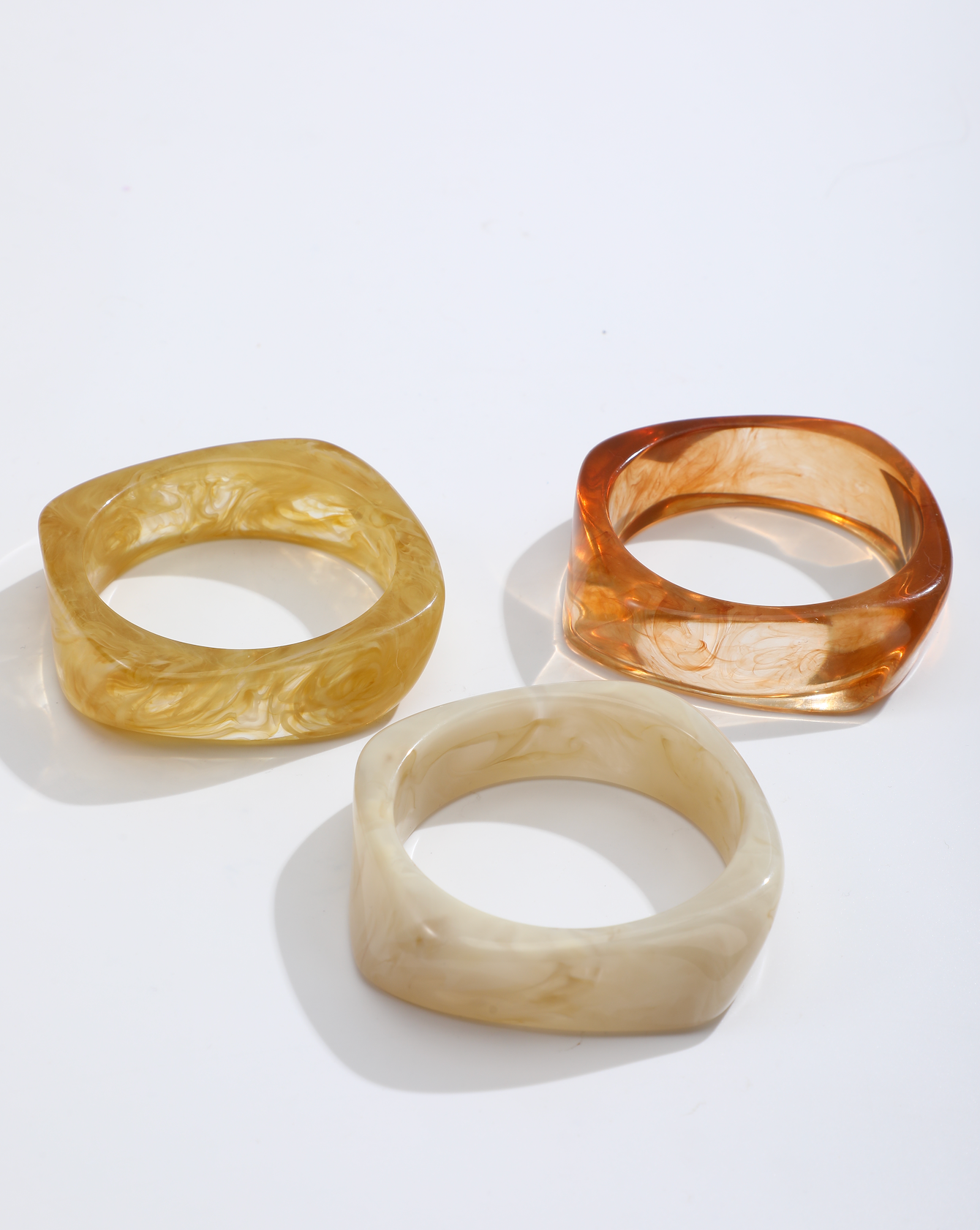 BANGLE BRACELET